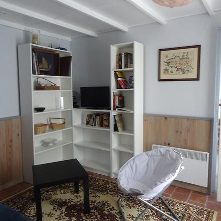 Les Ecuries Du Prechard Villa La Chapelle-Chaussée Szoba fotó